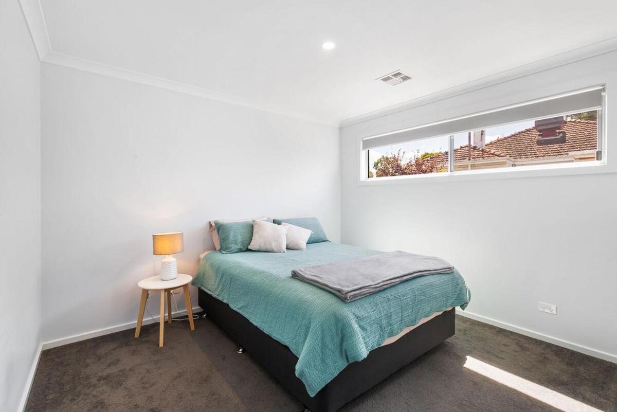 Bendigo Signature Accommodation On Honeysuckle Exterior photo