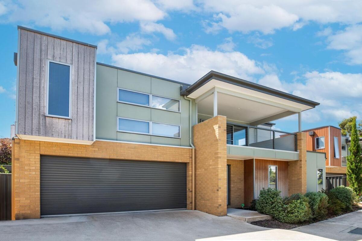 Bendigo Signature Accommodation On Honeysuckle Exterior photo